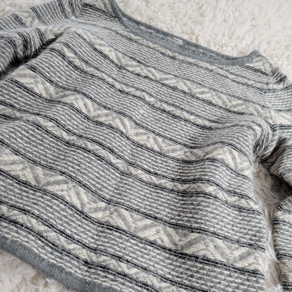 CroppedâSweaterâ - Picture 3 of 3